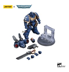 Warhammer 40k - Figurine 1/18 Ultramarines Jump Pack Intercessors Intercessor 1 12 cm