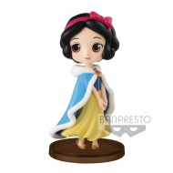 Disney - Figurine Q Posket Petit Girls Festival Snow White Winter Costume 7 cm