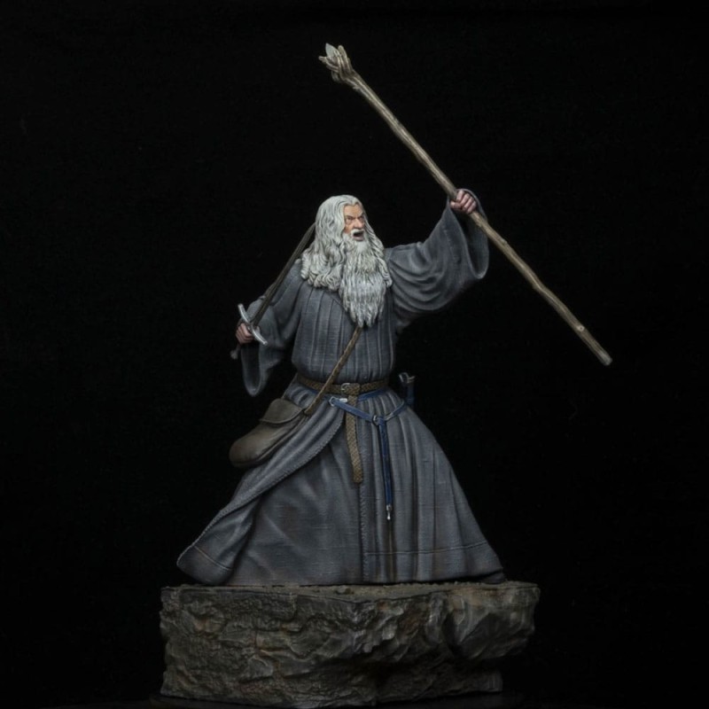 Le Seigneur des Anneaux - Figurine PVC Gandalf in Moria 18 cm