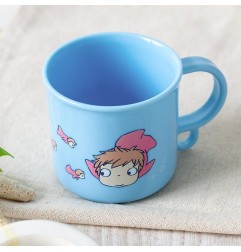Ponyo sur la falaise - Mug Ponyo dans la mer