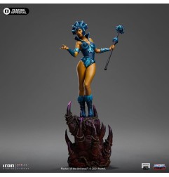 Les Maîtres de l'Univers - Statuette 1/10 Art Scale Evil-Lyn Color Variant 28 cm