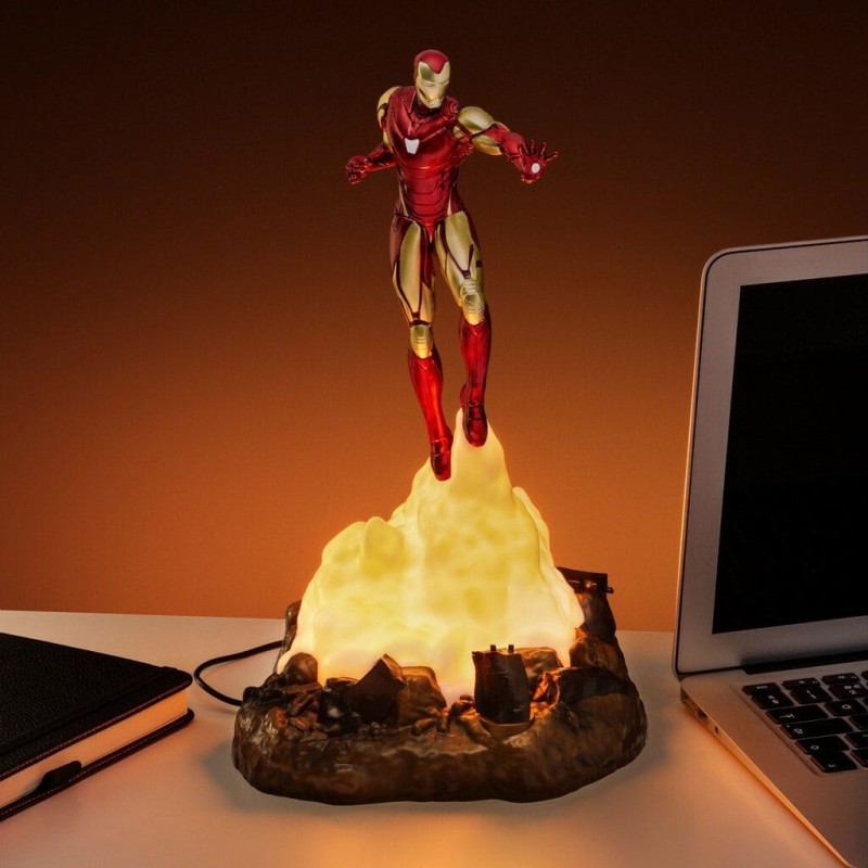 Marvel - : Iron Man Diorama Light