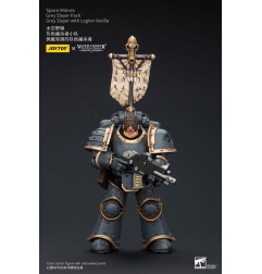 Warhammer - The Horus Heresy figurine 1/18 Space Wolves Grey Slayer Pack Grey Slayer With Legion Vexilla 12 cm