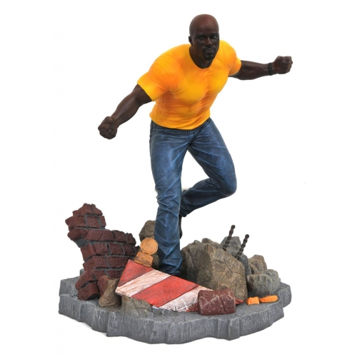 Marvel The Defenders - Statuette Luke Cage 23 cm