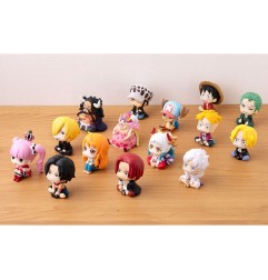 One Piece - Statuette Look Up Shanks 11 cm (avec cadeau)