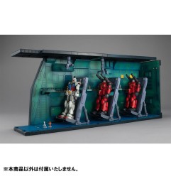 Gundam - Mobile Suit  SEED diorama PVC Realistic Model Series 1/144 White Base Catapult Deck Anime Edition