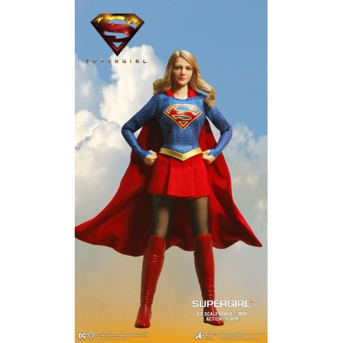 DC Comics - Figurine Real Master Series 1/8 Supergirl 23 cm
