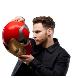 Marvel - Avengers: Endgame  Legends casque électronique Iron Man Mark LXXXV