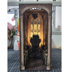 Game Of Thrones - House of the Dragon maquette Book Nook Tiny Adventures Iron Throne 23 cm