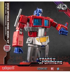Transformers : Generation One - Figurine Plastic Model Kit AMK Pro Series Optimus Prime 20 cm