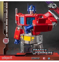 Transformers : Generation One - Figurine Plastic Model Kit AMK Pro Series Optimus Prime 20 cm