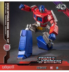 Transformers : Generation One - Figurine Plastic Model Kit AMK Pro Series Optimus Prime 20 cm