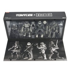 Universal Monsters X Teenage Mutant Ninja Turtles - Pack 4 figurines Turtles Black & White 18 cm
