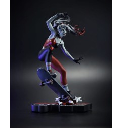 DC Comics - DC Direct statuette 1/10 Harley Quinn: Red, White & Black Harley Quinn by Ivan Tao 20 cm