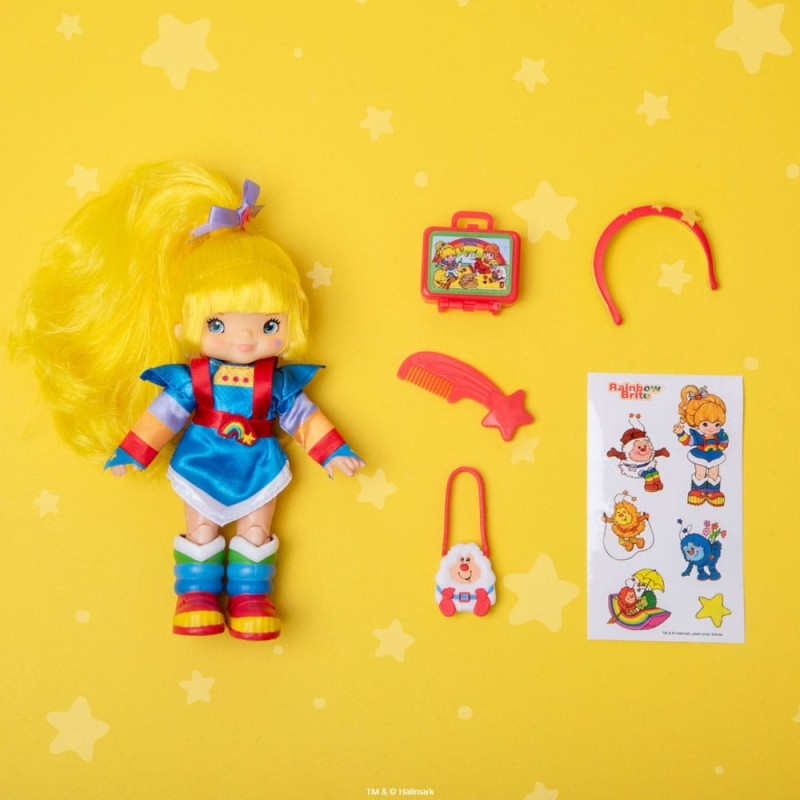 Poupée de mode articulée Blondine au pays de l'arc-en-ciel 5,5 po