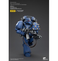 Warhammer The Horus Heresy - Figurine 1/18 Ultramarines MK VI Tactical Squad Legionary avec Bolter & Chainblade 20 cm