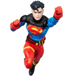Return of Superman - Figurine MAFEX Ultraman Superboy 15 cm