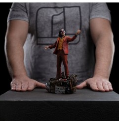 DC Comics - Statuette Art Scale Deluxe 1/10 Joker (Arthur Fleck) 19 cm