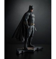 Batman v Superman : L'Aube de la justice - Statuette 1/6 Batman 32 cm