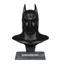 DC Comics - Batman Begins DC Direct mini réplique 1/3 masque de Batman 19 cm