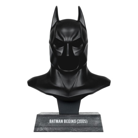DC Comics - Batman Begins DC Direct mini réplique 1/3 masque de Batman 19 cm