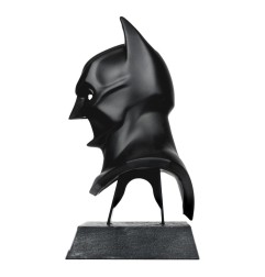 Batman Begins DC Direct - Mini réplique 1/3 masque de Batman 19 cm