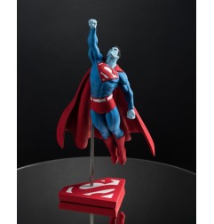 DC Direct - Statuette 1/10 Superman Red and Blue: Superman by Gary Frank Limited Edition 26 cm
