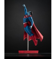 DC Comics - DC Direct statuette 1/10 Superman Red and Blue: Superman by Gary Frank Limited Edition 26 cm