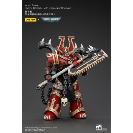 Warhammer 40k - Figurine 1/18 World Eaters Khorne Berzerker avec Eviscerator Chainaxe 13 cm