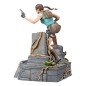 Tomb Raider - Statuette Lara Croft 24 cm