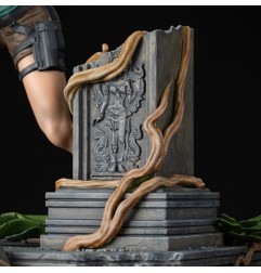 Tomb Raider - Statuette Lara Croft 24 cm