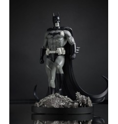 DC Direct - Statuette Batman by Bjorn Barends (Black White) 18 cm