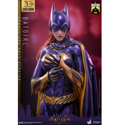 Batman Arkham Knight - Figurine Videogame Masterpiece 1/6 Batgirl (Purple and Gold Version) Exclusive 30 cm