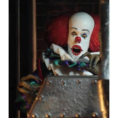 « Il » est revenu - 1990 figurine Retro Pennywise 20 cm