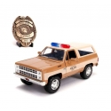 Stranger Things - Réplique 1/24 Chief Hopper's Chevy K5 Blazer 1980 avec badge