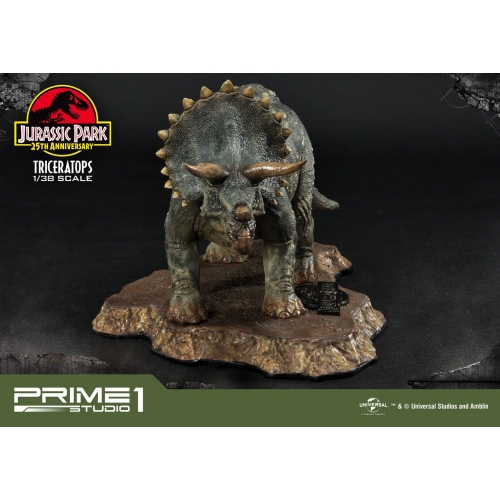 Jurassic Park - Statuette Prime Collectibles 1/38 Triceratops 11 cm