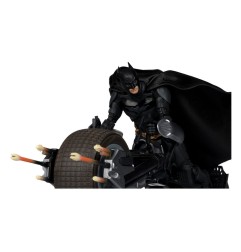 DC Comics - The Dark Knight DC Multiverse figurine avec véhicule Batman & The Batpod 18 cm