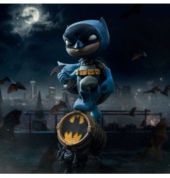 DC Comics - Batman figurine Mini Co. PVC Batman on Bat-Signal (Blue Variant) 15 cm