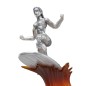 Les Quatre Fantastiques : Premiers pas Marvel Legends - Figurine Surfer d'argent 15 cm