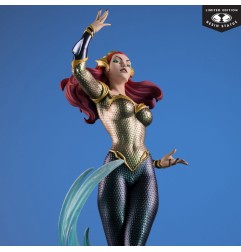 DC Direct Cover Girls - Statuette 1/8 Mera by J. Scott Campbell 26 cm