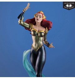 DC Direct Cover Girls - Statuette 1/8 Mera by J. Scott Campbell 26 cm