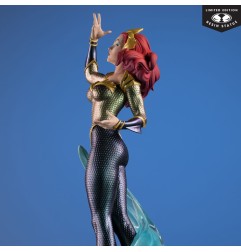 DC Direct Cover Girls - Statuette 1/8 Mera by J. Scott Campbell 26 cm