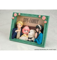 Spy x Family - Statuette 1/7 The Forgers 13 cm