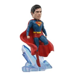 DC Comics - Superman (2025) Head Knocker Superman 21 cm