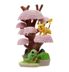 Pokémon - Figurines Environment Set Forêt de printemps & Chenipan & Pikachu 5 cm