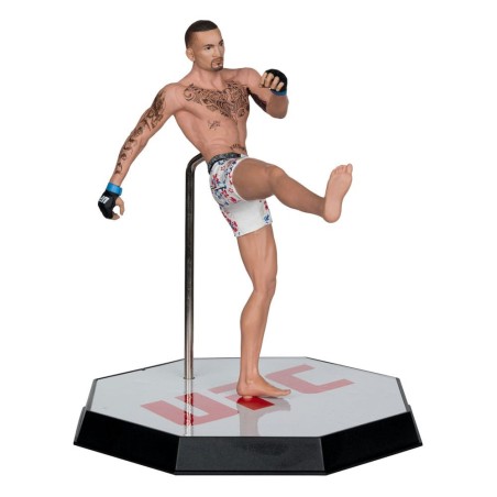 UFC - Posed PVC Statue Max Holloway 18 cm
