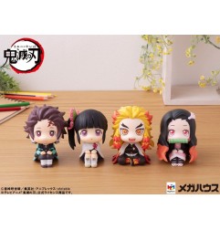 Demon Slayer: Kimetsu no Yaiba - Demon Slayer Kimetsu no Yaiba Look Up PVC Statue Tanjiro Kamado 11 cm
