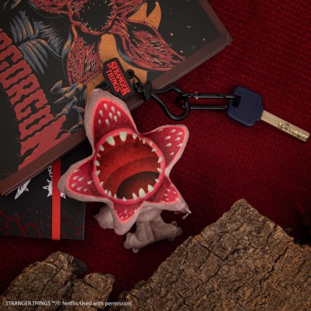 Stranger Things - Porte-clés en peluche Demogorgon 12 cm