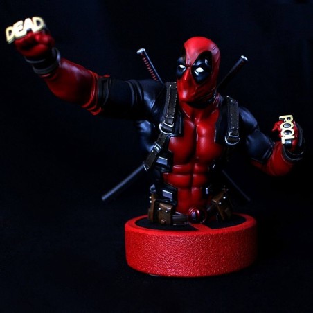 Marvel - Buste 1/6 Deadpool 16 cm