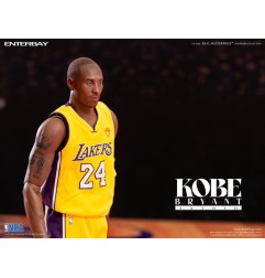 NBA - Collection Real Masterpiece Actionfigur 1/6 Kobe Bryant 242010 Limited Edtition 30 cm